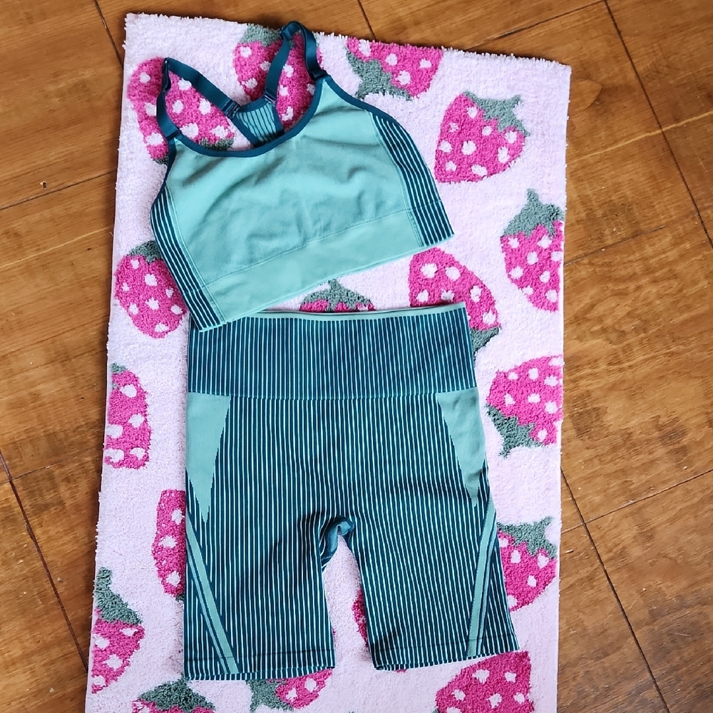 Ryka Teal and Black Activewear